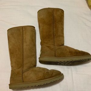 Uggs size 9